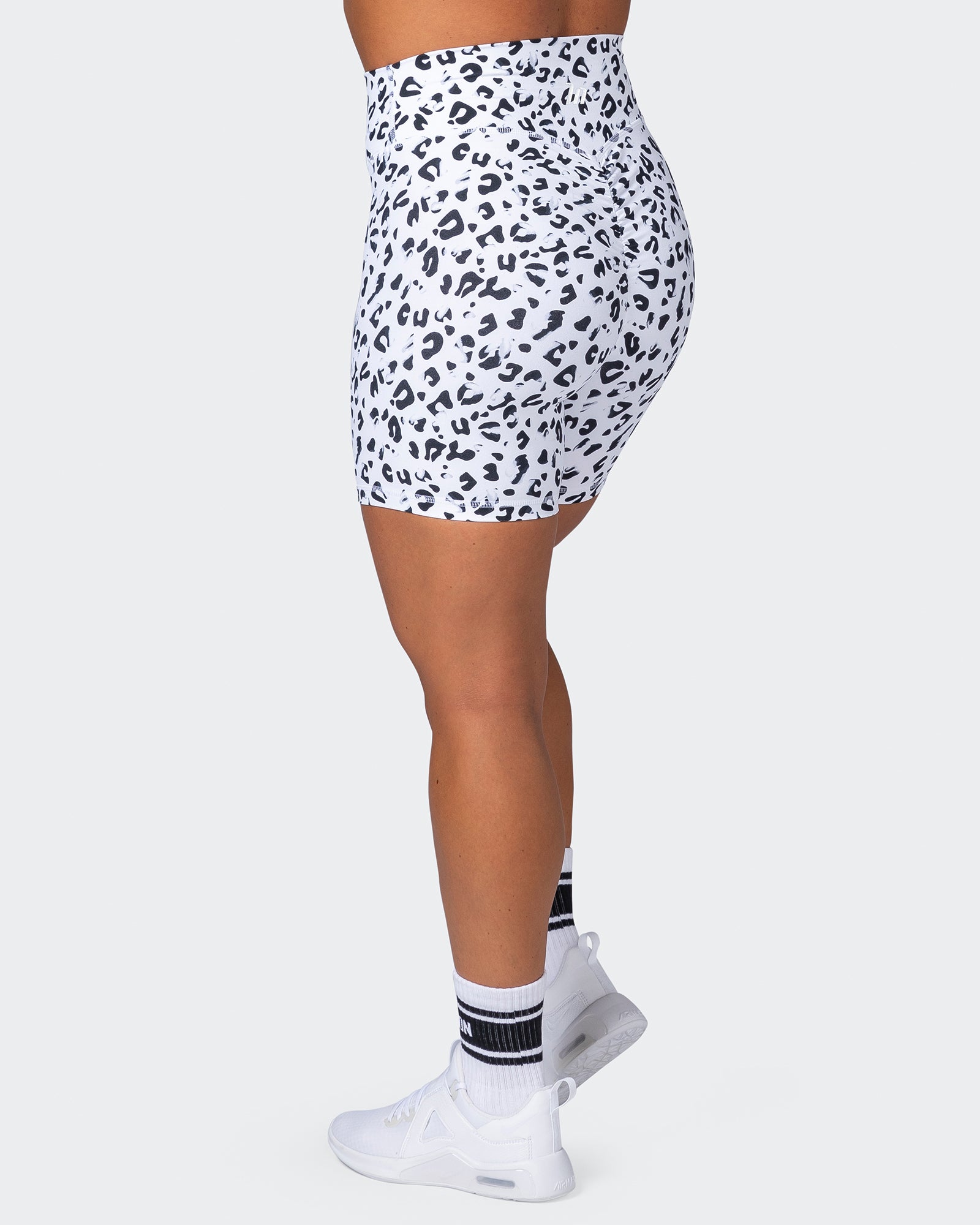 White cheetah print store shorts