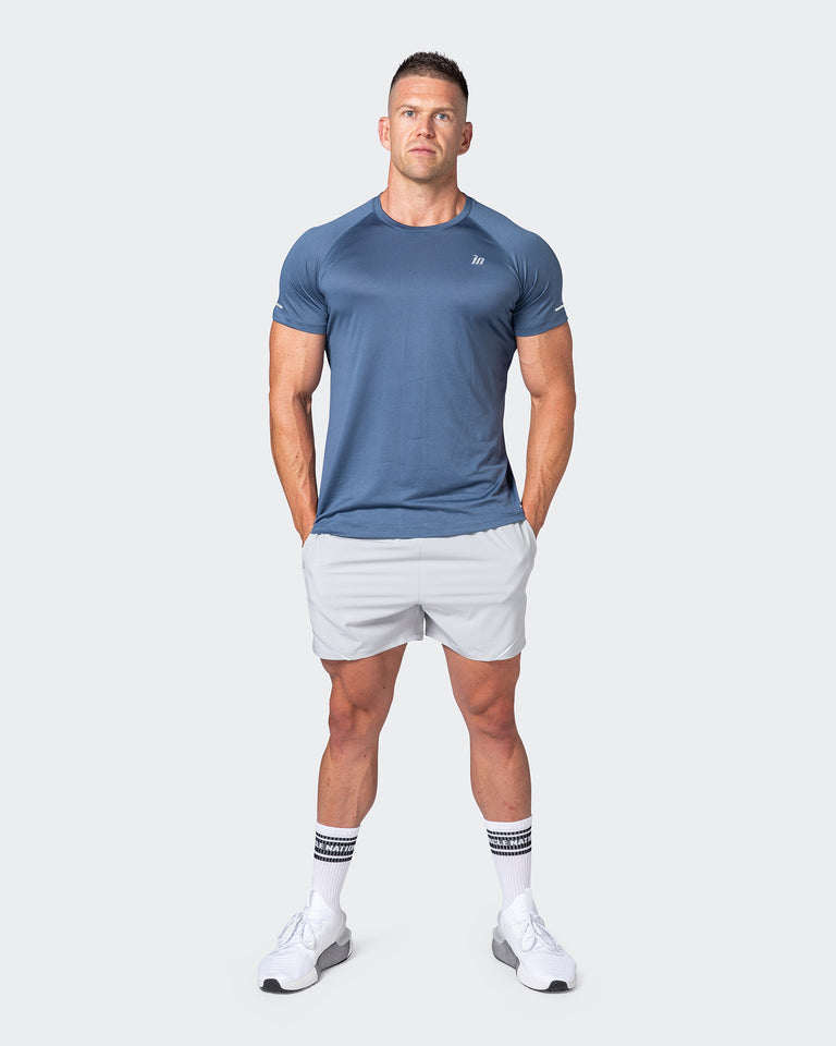 Advantage Training Shorts - Quiet Grey