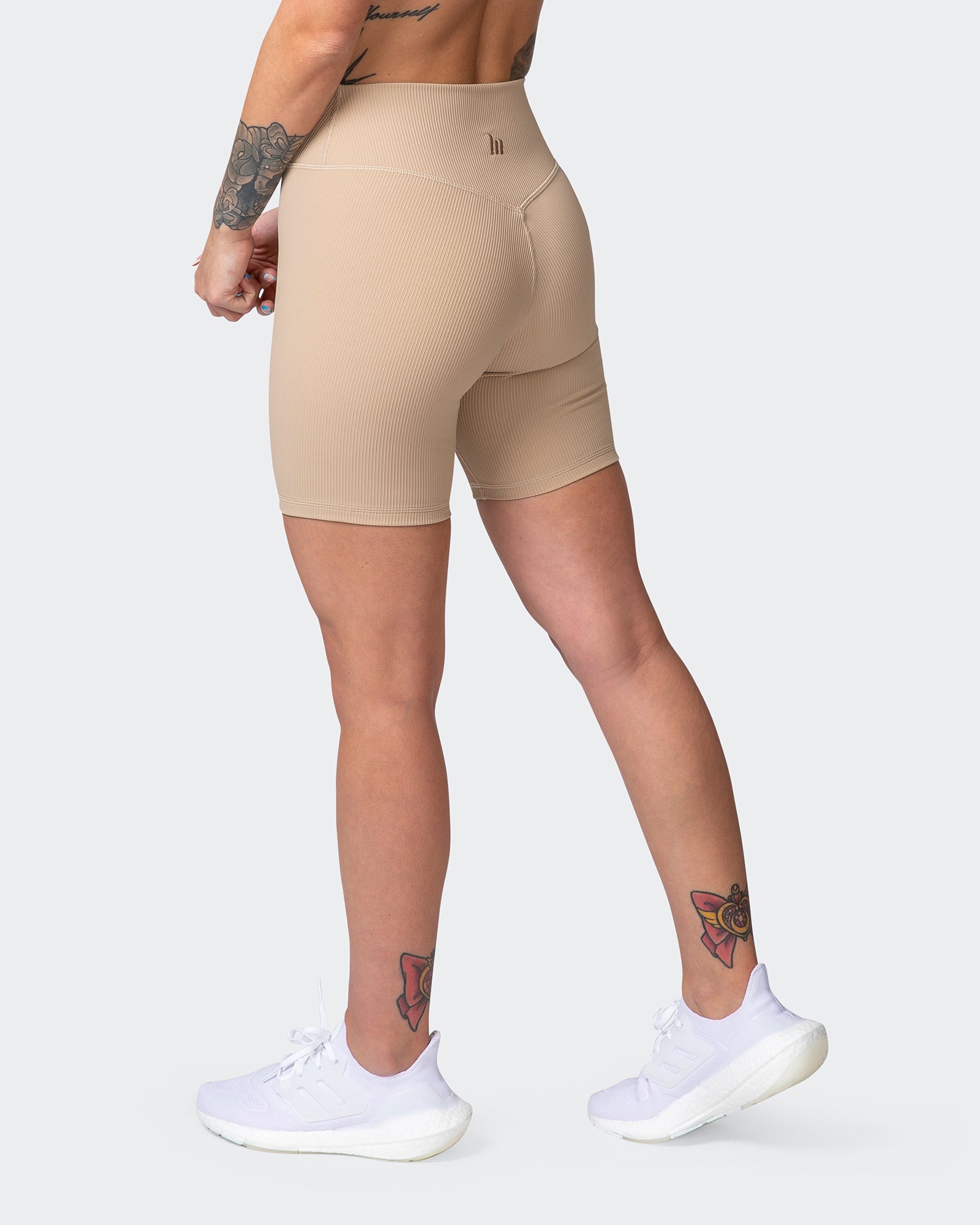 Beige store bicycle shorts