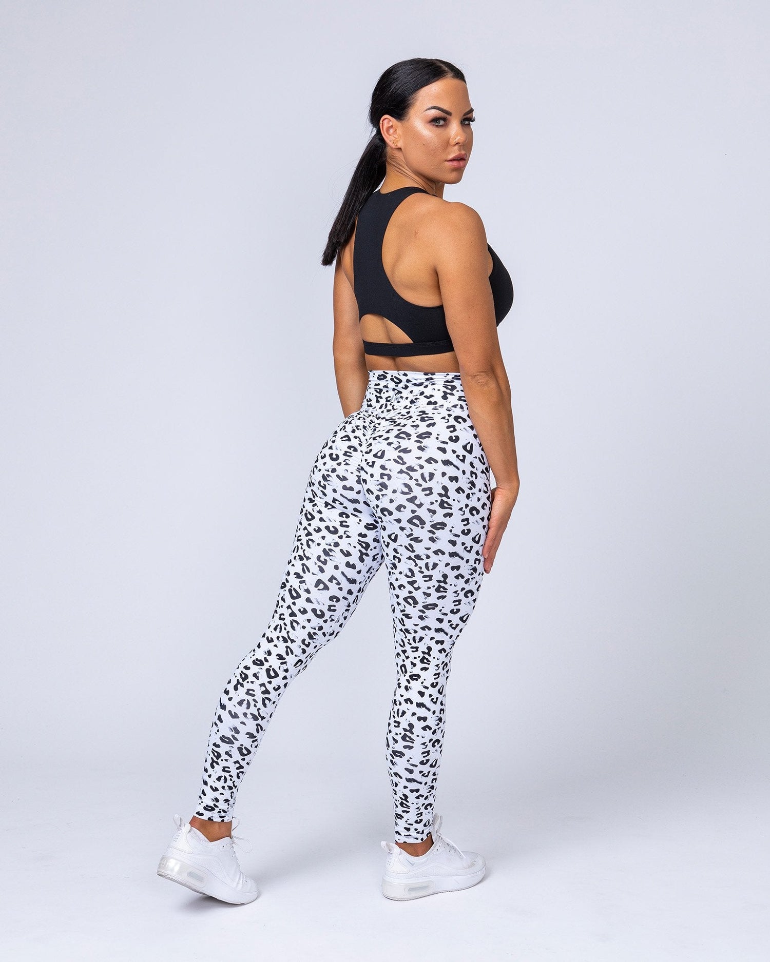 High Waisted Center Stage Legging - Snow Leopard – Game Set Style