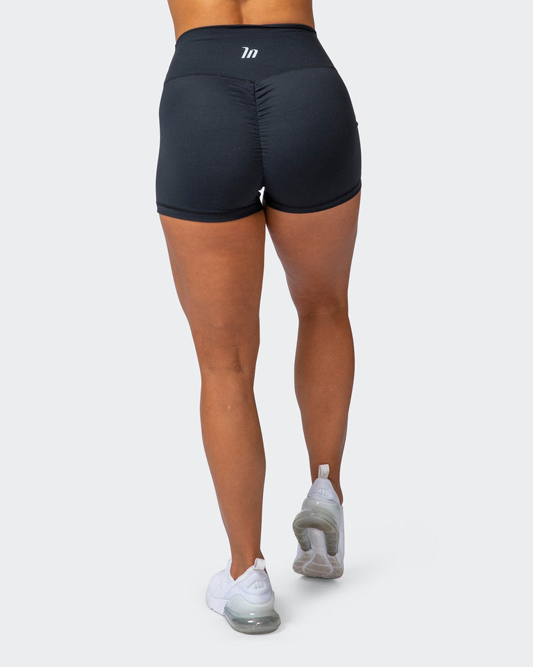 Signature Scrunch Booty Shorts Black – Muscle Nation