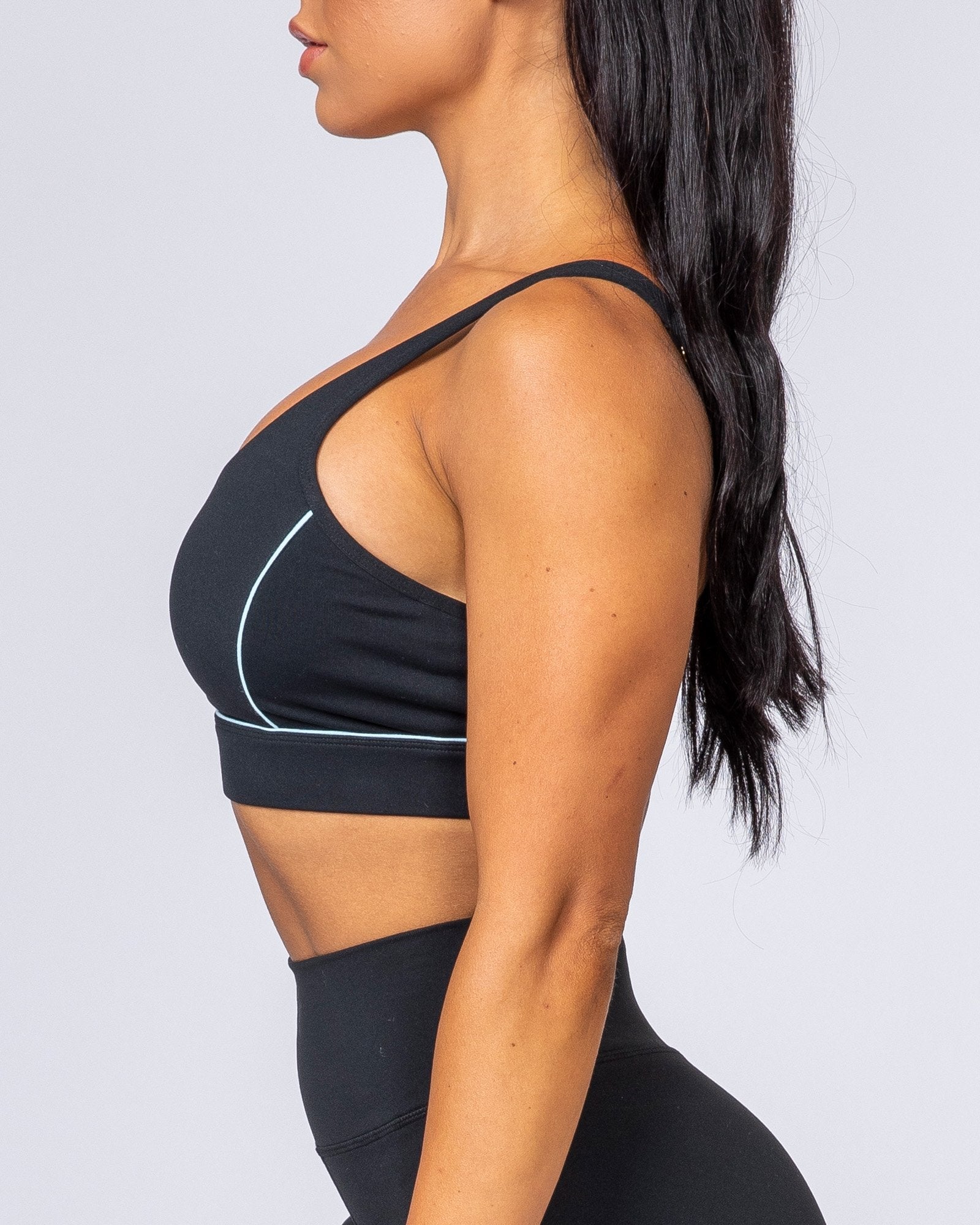 HIIT Bra - Black with Blue