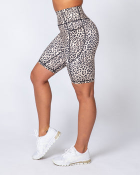 Motion Pocket Referee Shorts - Yellow Leopard