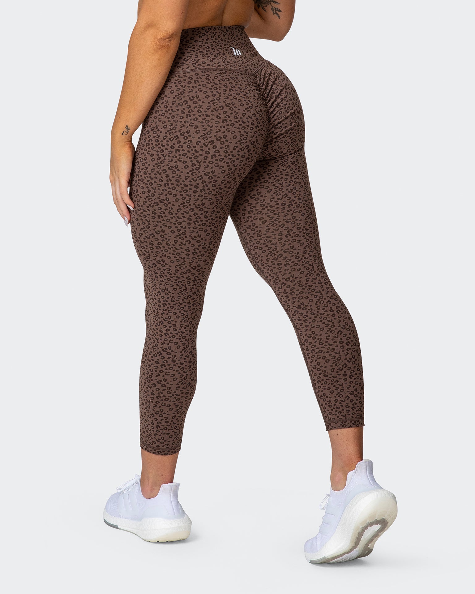 Pact Women's 7/8 Pocket Legging, Chocolate Leopard, Large, Chocolate  Leopard, Large : : Fashion