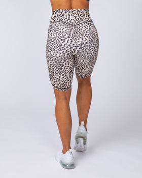 Signature Referee Length High Waist Scrunch - Yellow Leopard