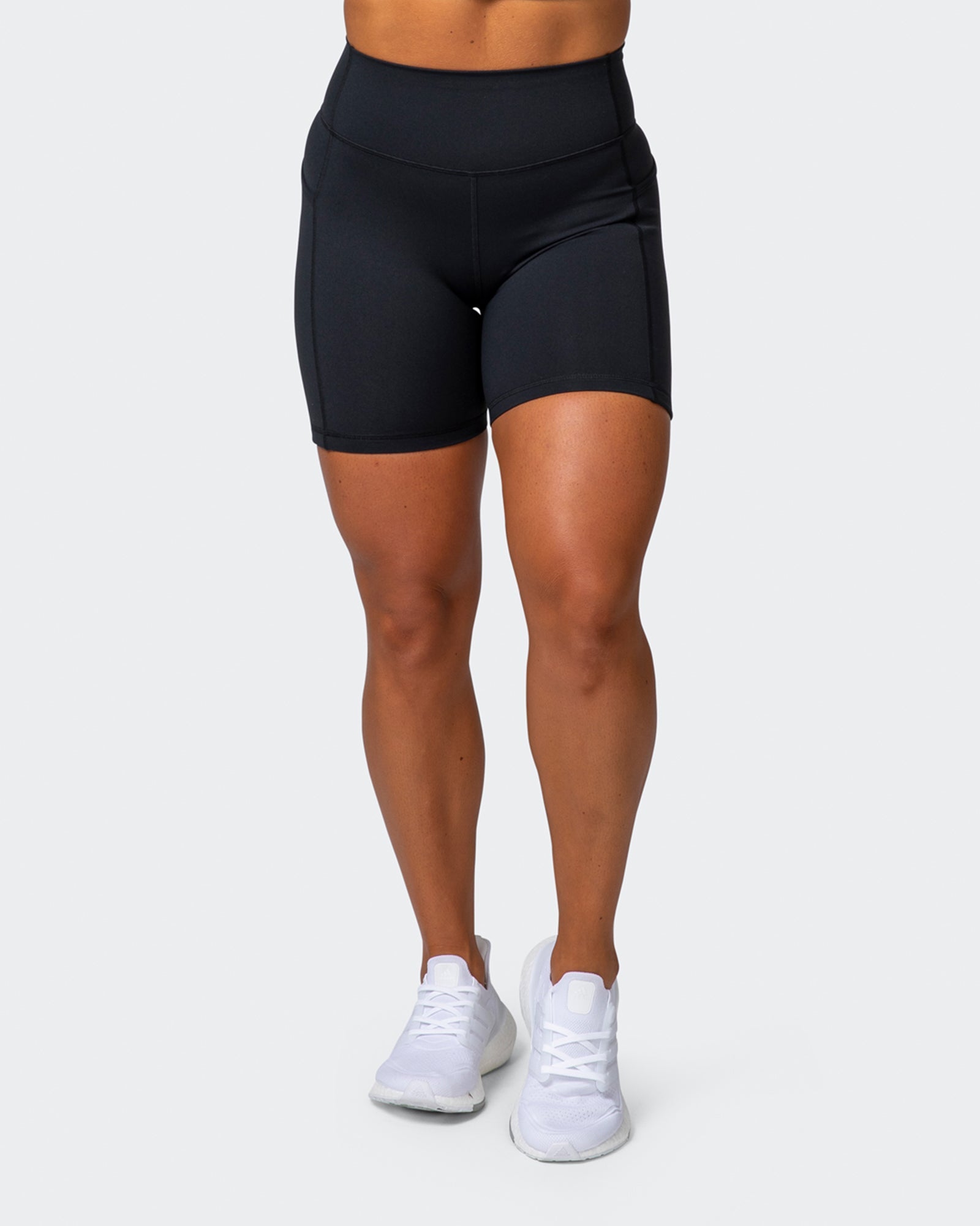 Signature Pocket Bike Shorts - Black