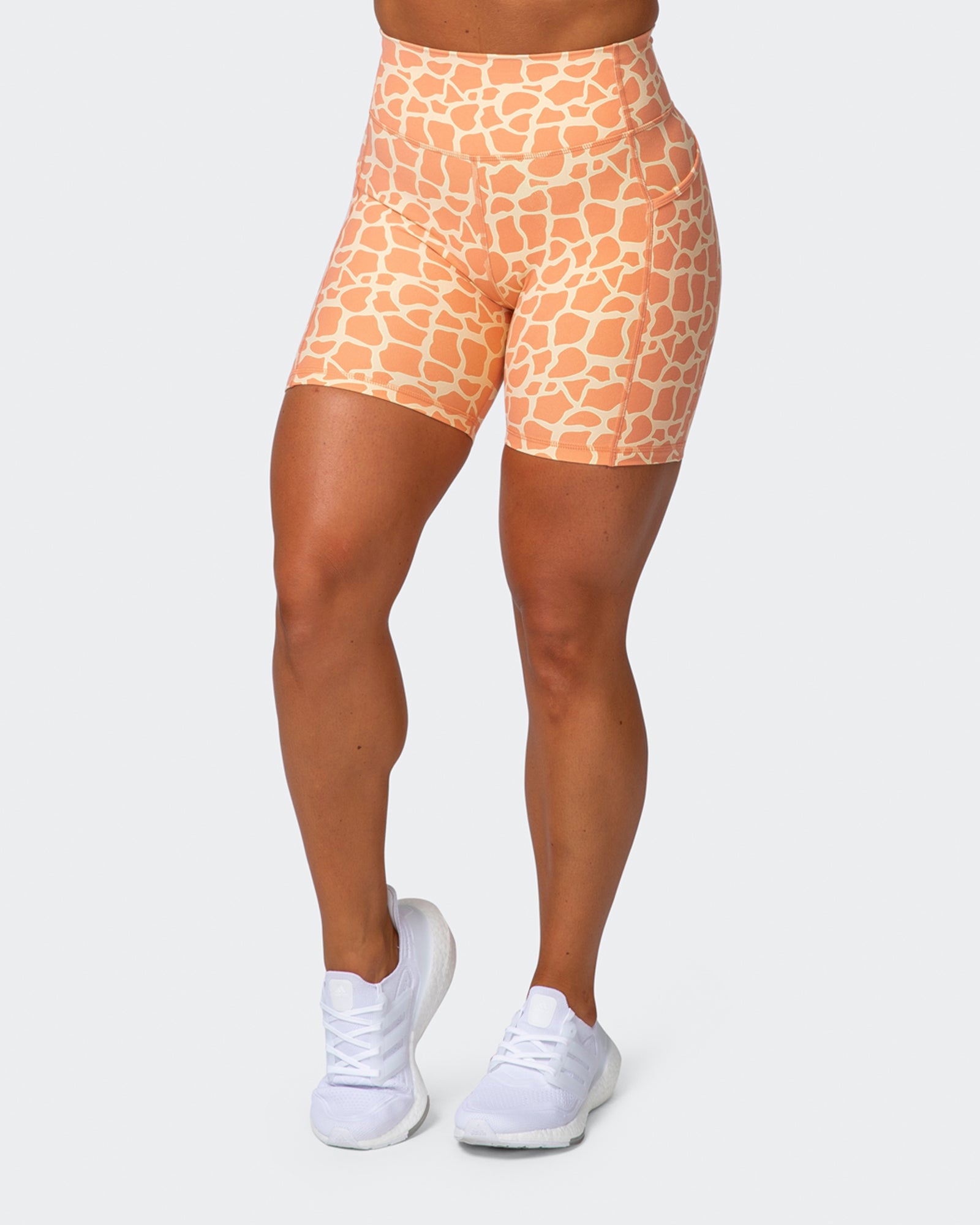 Signature Pocket Bike Shorts - Paradise Giraffe Print