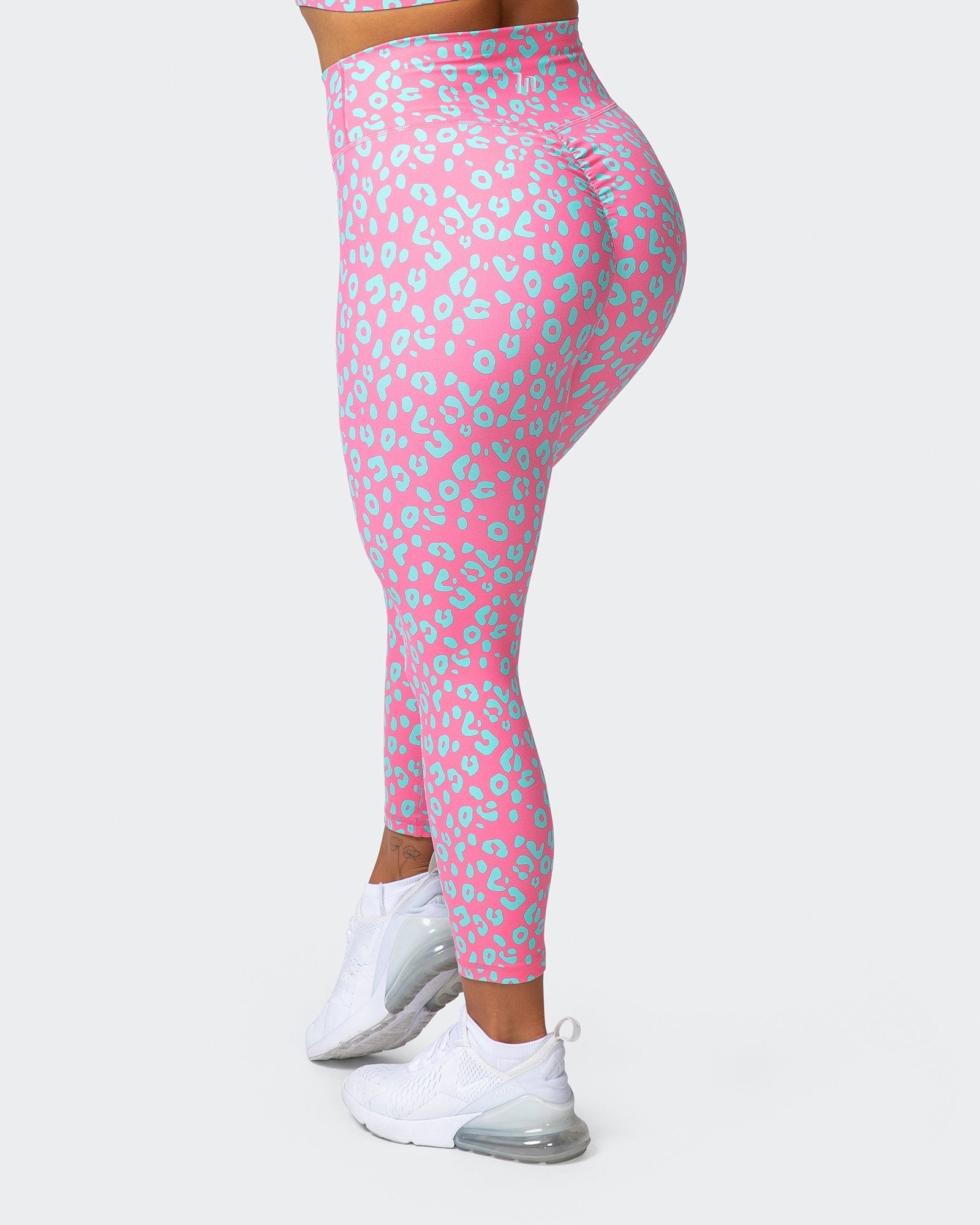 Signature Scrunch 7/8 Leggings - Cotton Candy Cheetah Print